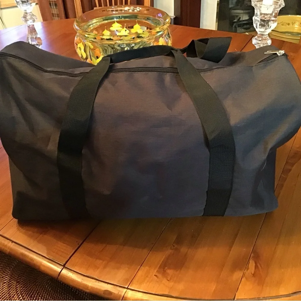 NWOT Prestige Travel Duffle Bag in Black.